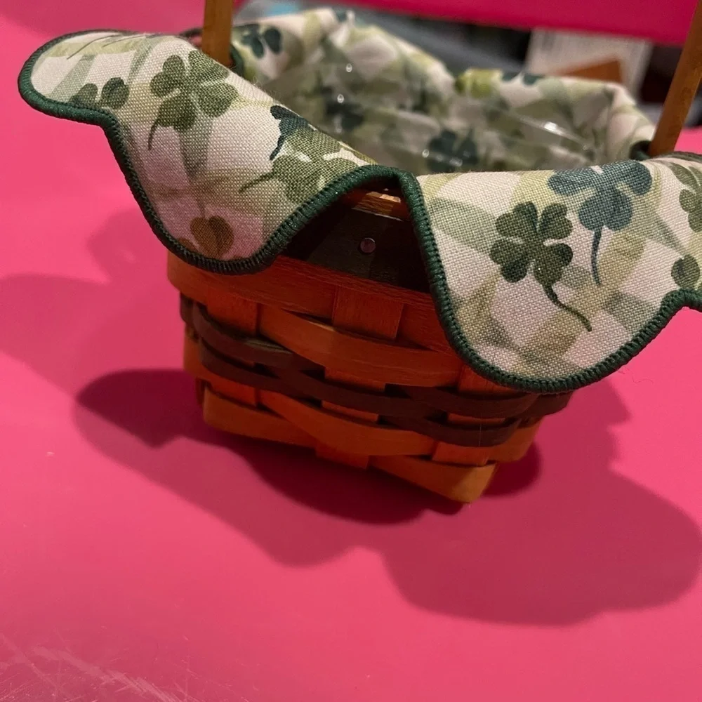 Longaberger 1999 Lots of Luck St Patricks Day Shamrock Basket Liner & Protector